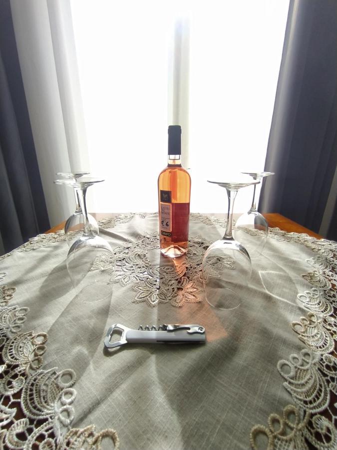 Domus Nikolai Hotel Bari Bagian luar foto